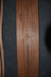 Pommele-Mahagoni furnier 233 x 13 - 14 cm | 0.6 mm | 0,3146 m&sup2;