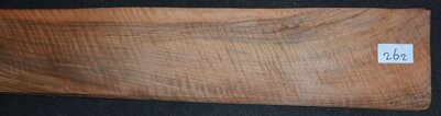 Franz&ouml;sischer Nussbaum furnier 130 x 17 - 17 cm | 0.6 mm | 0,2210 m&sup2;