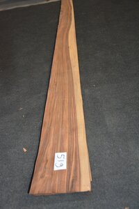 Santos-Palisander furnier 302 x 14 - 16 cm | 0.6 mm | 0,4530 m&sup2;
