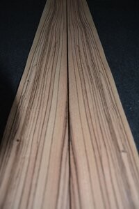 Zebrano furnier 280 x 9 - 12 cm | 0.6 mm | 0,2940 m&sup2;