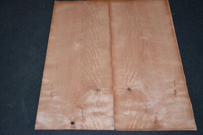 Kirsche furnier 75 x 34 - 34 cm | 0.6 mm | 0,2550 m&sup2;