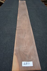 Amerikanischer Nussbaum furnier 212 x 19 - 19 cm | 0.6 mm | 0,4028 m&sup2;