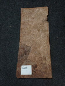 Wurzelholz furnier 39 x 15 - 15 cm | 0.6 mm | 0,0878 m&sup2;