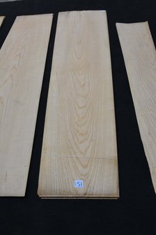 Esche furnier 227 x 48 - 62 cm | 0.6 mm | 1,2485 m&sup2;