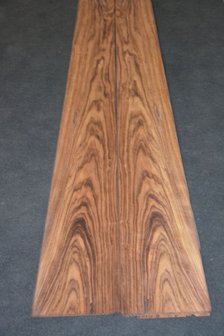Indisch palissander Furnier 235 x 23-27 cm | 0.6 mm | 0,5875m&sup2;