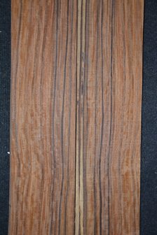 Santos palissander Furnier 232 x 11-14 cm | 0.6 mm | 0,29m&sup2;