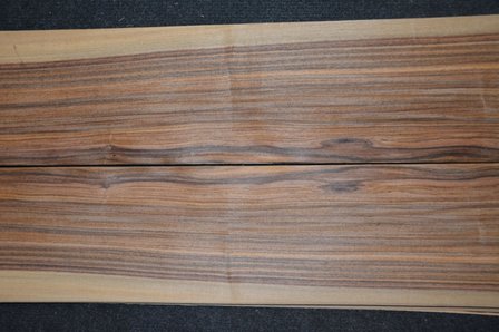 Santos palissander Furnier 302 x 14-16 cm | 0.6 mm | 0,453m&sup2;