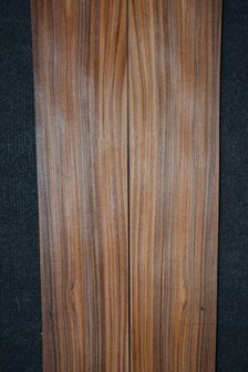 Swietenia-Mahagoni Furnier 300 x 37-38 cm | 0.6mm | 1,020m2