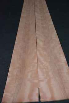 Birnbaum Furnier 252 x 23-26 cm | 0.6 mm | 0,62m&sup2;