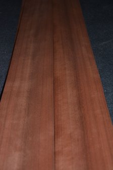 Moabi Furnier 196 x 11 cm | 0.6 mm | 0,22m&sup2;