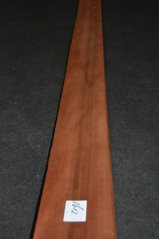 Moabi Furnier 232 x 13 cm | 0.6 mm | 0,30m&sup2;