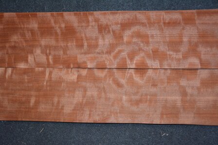 Makore furnier 223 x 16 - 17 cm | 0.6 mm | 0,3680 m&sup2;