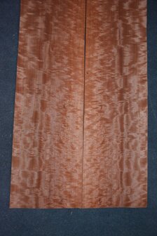 Makore Furnier 212 x 34 cm | 0.6mm | 0,72m&sup2;