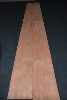 Kirschbaum Furnier 255 x 19 cm | 0.6mm | 0,49m&sup2;