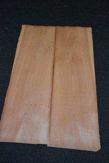 Kirschbaum Furnier 95 x 31 cm | 0.6mm | 0,29m&sup2;