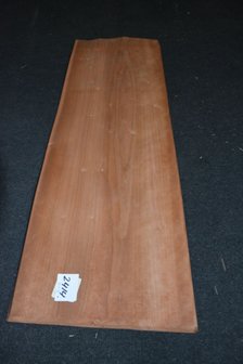 Kirschbaum Furnier 95 x 31 cm | 0.6mm | 0,3m&sup2;