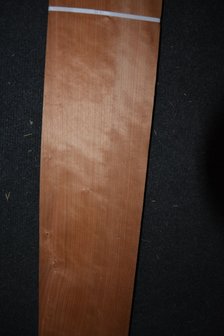 Kirschbaum Furnier 97 x 14 cm | 0.6mm | 0,14m&sup2;