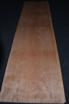 Kirschbaum Furnier 97 x 28 cm | 0.6mm | 0,27m&sup2;