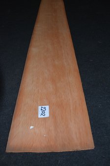 Oregon Pine Furnier 235 x 25-26 cm | 0.6 mm | 0,6m&sup2;