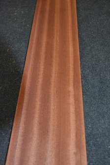 Sipo-Mahagoni Furnier 225 x 15 cm | 0.6mm | 0,3375