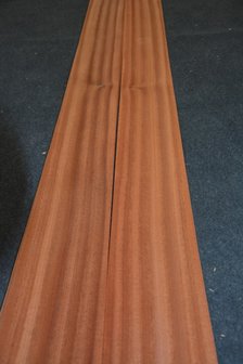Sipo-Mahagoni Furnier 225 x 15 cm | 0.6mm | 0,3375