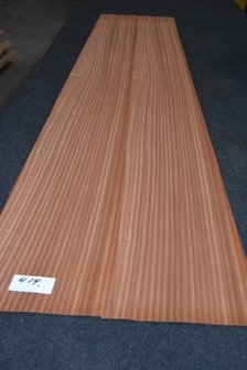 Sapelli mahonie Furnier 221 x 24-26 cm | 0.6mm | 0,553m&sup2;