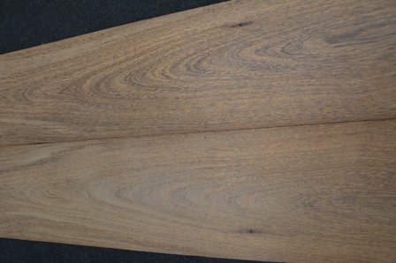 Braunholz Furnier 325 x 22 cm | 0.6mm | 0,715m&sup2;
