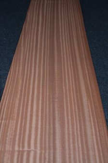 Sapelli mahonie Furnier 221 x 25-28 cm | 0.6mm | 0,586m&sup2;