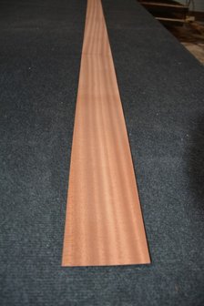 Sipo-Mahagoni Furnier 225 x 10-11 cm | 0.6mm | 0,261m&sup2;