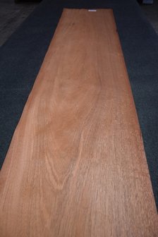Santos-Palisander furnier 173 x 9 - 9 cm | 0.6 mm | 0,1557 m&sup2;