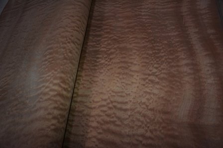 Pommele-Mahagoni Furnier 254 x 66 cm | 0.6mm | 1,676m2