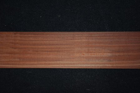Rosenholz Furnier 307 x 11-14 cm | 0.6 mm |0,382 m2 | kwartiers