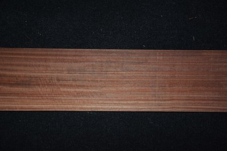 Rosenholz Furnier 307 x 11-14 cm | 0.6 mm |0,382 m2 | kwartiers