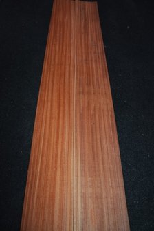 Rosenholz Furnier 307 x 11-14 cm | 0.6 mm |0,382 m2 | kwartiers
