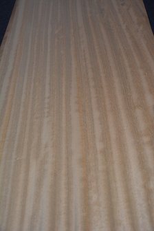 Iroko Furnier 230 x 42-43 cm | 0.6mm | 0,978 m2