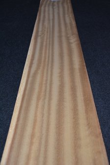 Iroko Furnier 210 x 21-22 cm | 0.6mm | 0,452 m2