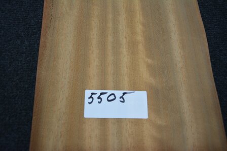 Iroko Furnier 230 x 20-23 cm | 0.6mm | 0,495m2