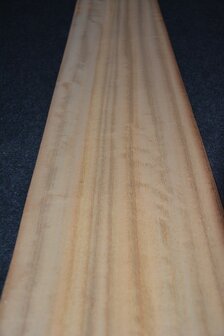 Iroko Furnier 230 x 20-23 cm | 0.6mm | 0,495m2