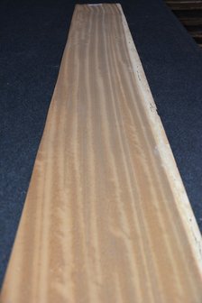 Iroko Furnier 210 x 27-28 cm | 0.6mm | 0,578m2