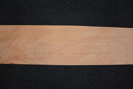 Buchenholz Furnier 223 x 18 cm | 0.6mm | 0,401m&sup2;