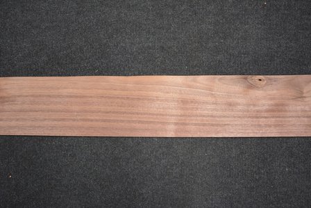 Amerikanischer Nussbaum Furnier 235 x 11-13 cm | 0.6mm | 0,282m&sup2;
