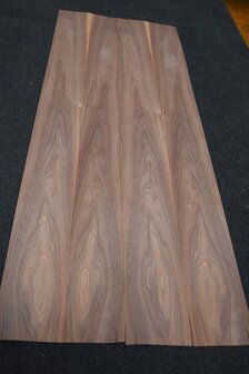 Amerikanischer Nussbaum Furnier 115 x 10-11 cm | 0.6mm | 0,121m&sup2;