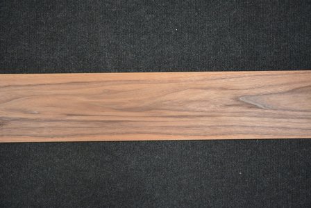 Amerikanischer Nussbaum Furnier 219 x 13-14 cm | 0.6mm | 0,296m&sup2;