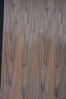 Amerikanischer Nussbaum Furnier 219 x 13-14 cm | 0.6mm | 0,296m&sup2;