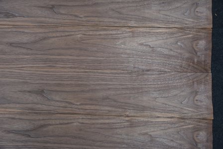 Amerikanischer Nussbaum Furnier 219 x 13-14 cm | 0.6mm | 0,296m&sup2;