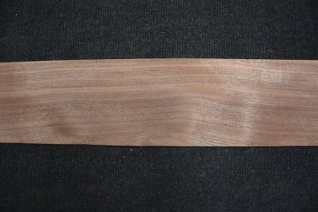 Amerikanischer Nussbaum Furnier 245 x 11cm | 0.6mm | 0,282m&sup2;