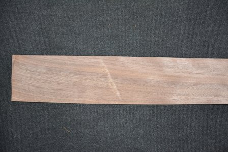 Amerikanischer Nussbaum Furnier 245 x 11cm | 0.6mm | 0,282m&sup2;