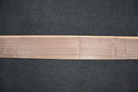 Amerikanischer Nussbaum Furnier 210 x 14-11 cm | 0.6mm |0,263m&sup2;