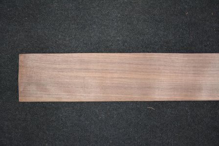 Amerikanischer Nussbaum Furnier 235 x 11-13 cm | 0.6mm | 0,276m&sup2;