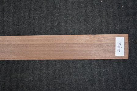 Amerikanischer Nussbaum Furnier 235 x 9-10 cm | 0.6mm | 0,223m&sup2;